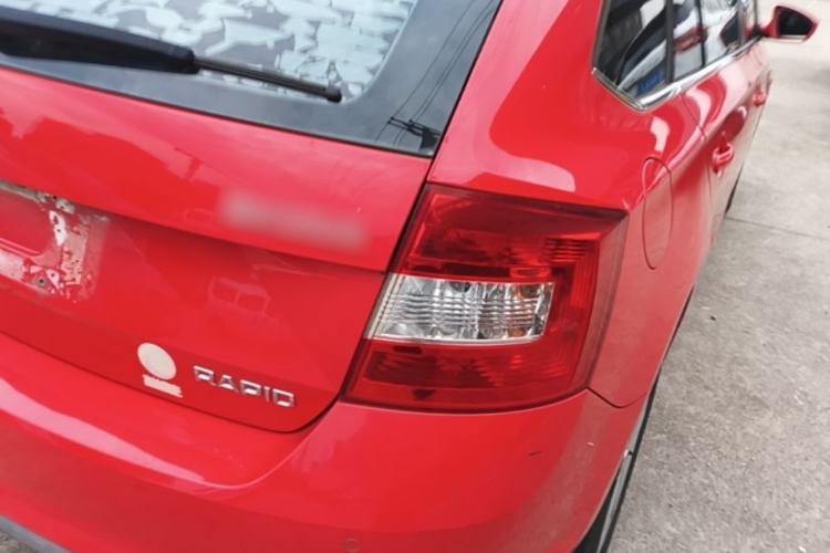 Used Skoda Rapid Spaceback 2016 1.6L Automatic Chuanxing Edition Right Rear Taillight