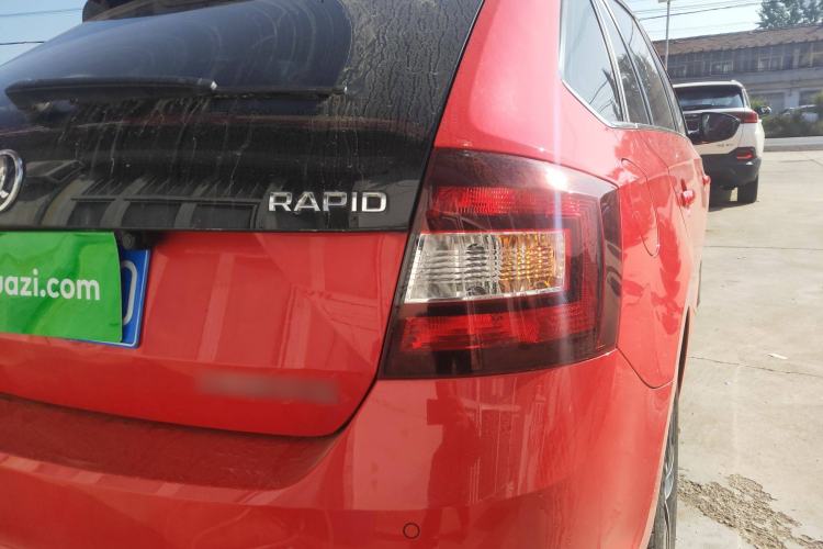 Used Skoda Rapid Spaceback 2016 Revised 1.6L Automatic Smart Drive Version Right Rear Taillight
