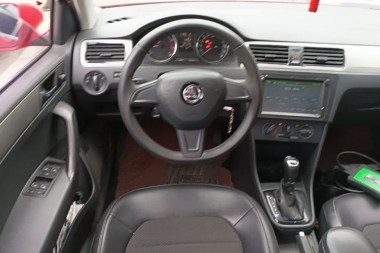 Used Skoda Rapid Spaceback 2016 1.6L Automatic Chuanxing Edition Steering Wheel