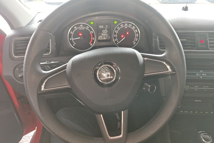 Used Skoda Rapid Spaceback 2016 1.6L Automatic Smart Drive Edition Steering Wheel