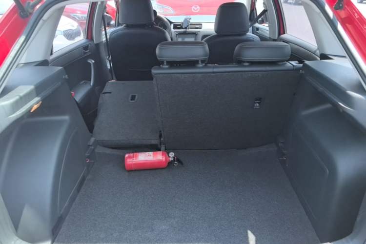 Used Skoda Rapid Spaceback 2016 Revised 1.6L Manual Chuanxing Edition Trunk