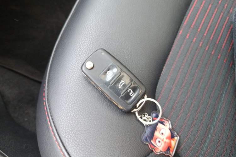 Used Skoda Rapid Spaceback 2016 1.6L Automatic Smart Drive Edition Vehicle Key