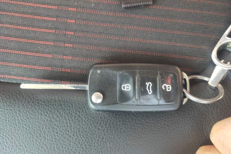Used Skoda Rapid Spaceback 2016 Revised 1.6L Automatic Smart Drive Version Vehicle Key