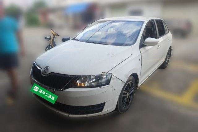 Used Skoda Rapid Spaceback 2016 Revised Version 1.6L Manual Front-Drive Edition