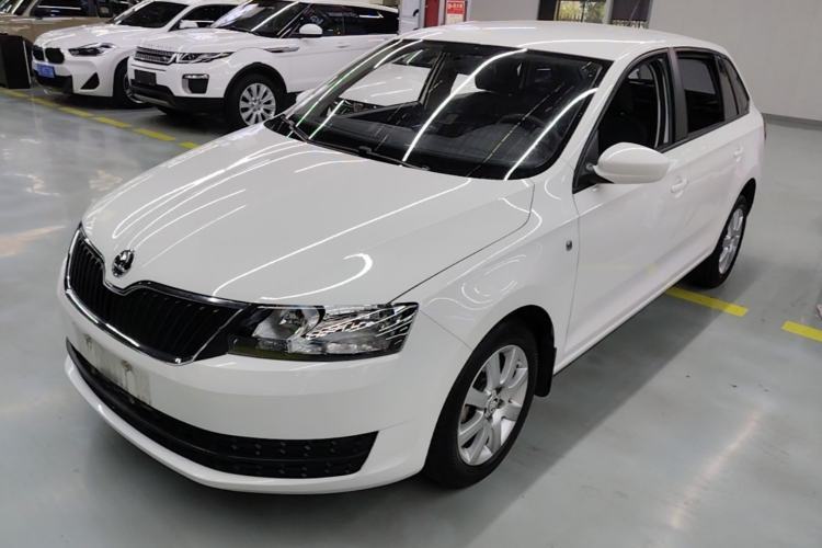 Gebrauchter Skoda Rapid Spaceback 2016 Revised Version 1.6L Automatic Front-Drive Edition Guazi used car, China used car export, Used car for sale, Used cars, Cheapest cars for sale