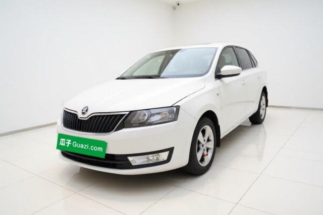 Używany Skoda Rapid Spaceback 2016 Revised 1.6L Automatic Chuanxing Version