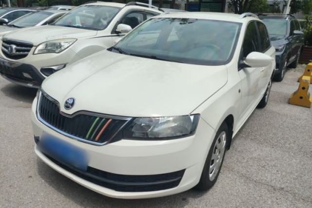 Used Skoda Rapid Spaceback 2016 Revised Version 1.6L Automatic Front-Drive Edition