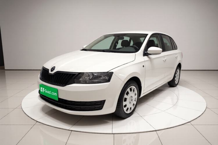 Used Skoda Rapid Spaceback 2016 Revised Version 1.6L Automatic Front-Drive Edition Guazi used car, China used car export, Used car for sale, Used cars, Cheapest cars for sale