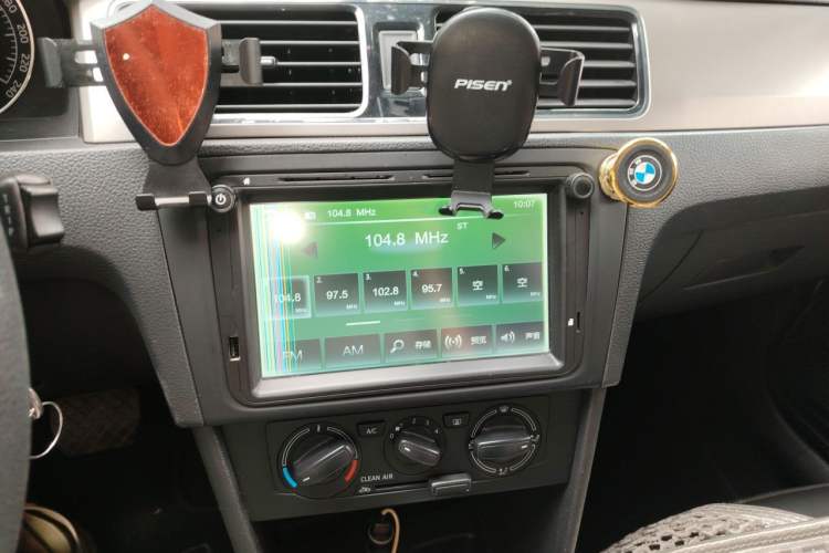 Used Skoda Rapid Spaceback 2016 Revised 1.6L Automatic Chuanxing Version Audio And AC Panel