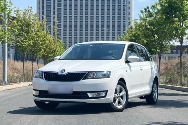 Used Skoda Rapid Spaceback 2016 Revised 1.6L Automatic Chuanxing Version