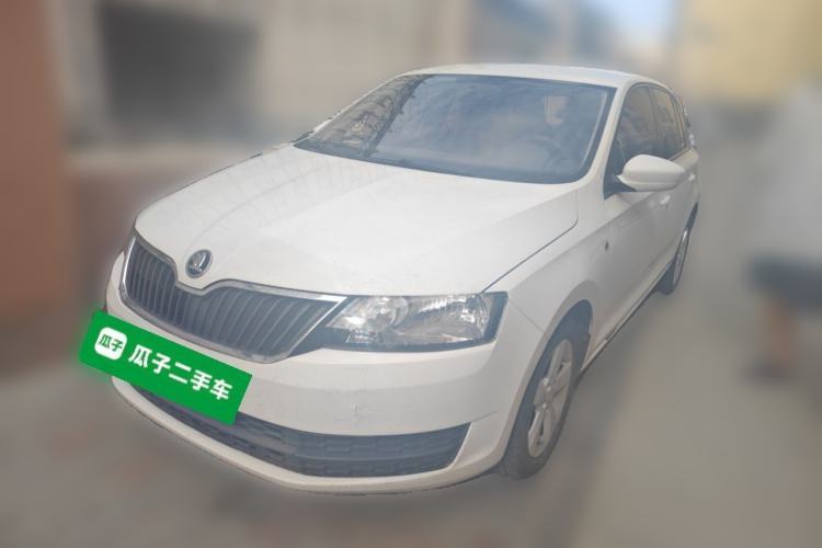 Used Skoda Rapid Spaceback 2016 Revised Version 1.6L Manual Front-Drive Edition Guazi used car, China used car export, Used car for sale, Used  cars, Cheapest cars for sale