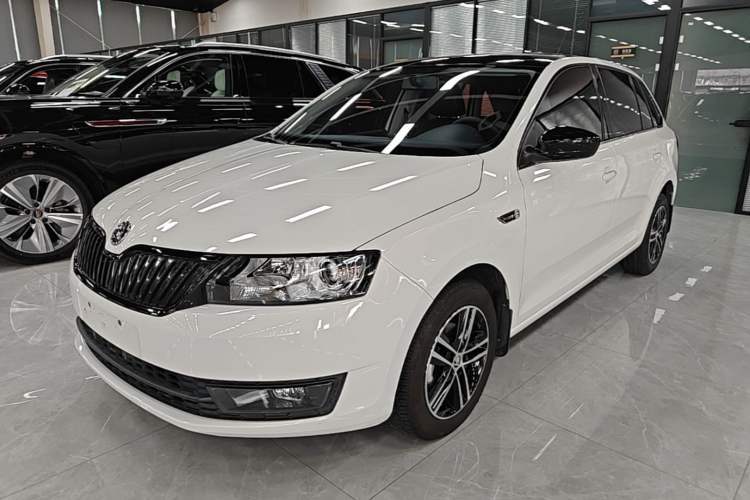 Used Skoda Rapid Spaceback 2016 Revised 1.6L Automatic Smart Drive Version Guazi used car, China used car export, Used car for sale, Used  cars, Cheapest cars for sale
