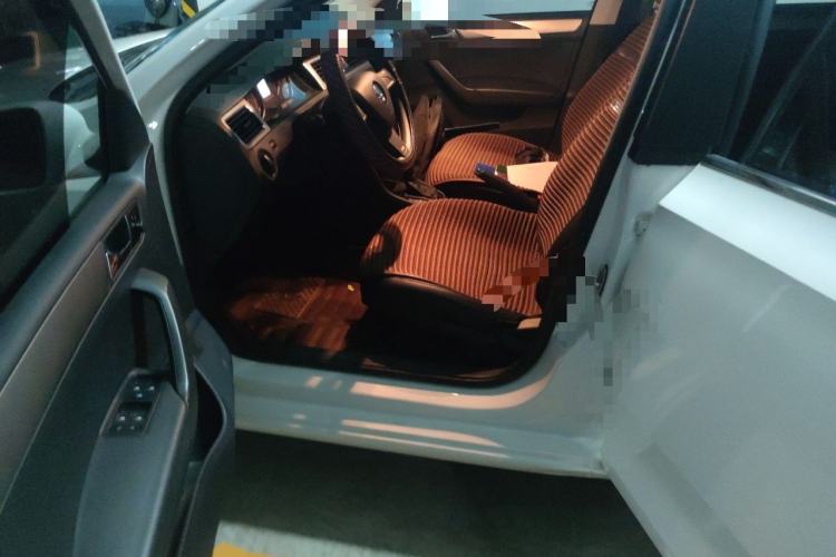 Used Skoda Rapid Spaceback 2016 Revised 1.6L Automatic Chuanxing Version Driver Seat