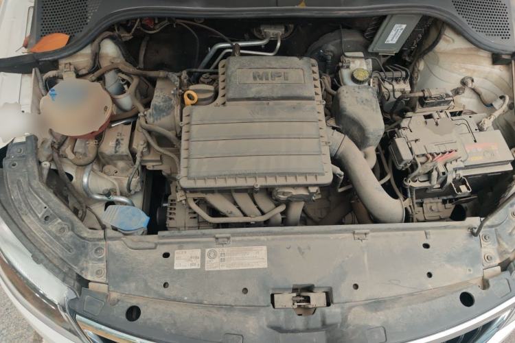 Used Skoda Rapid Spaceback 2016 Revised 1.6L Automatic Chuanxing Version Engine Bay