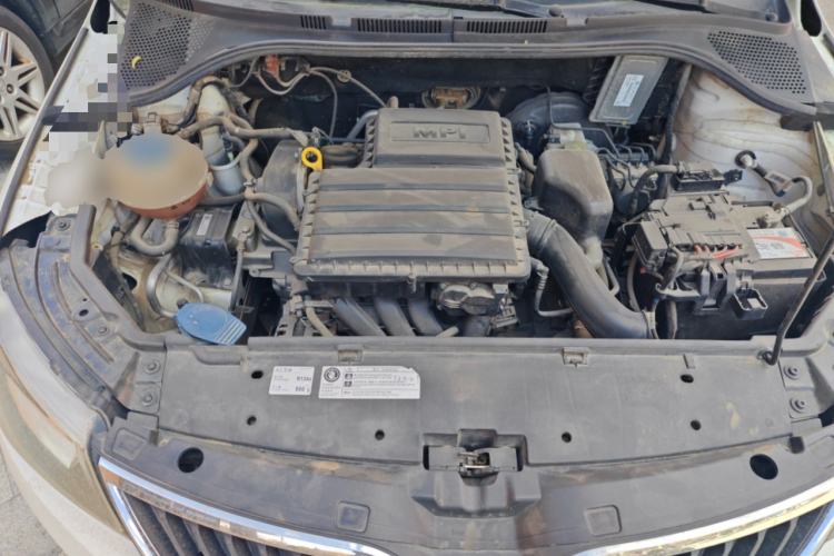 Used Skoda Rapid Spaceback 2016 Revised Version 1.6L Automatic Front-Drive Edition Engine Bay