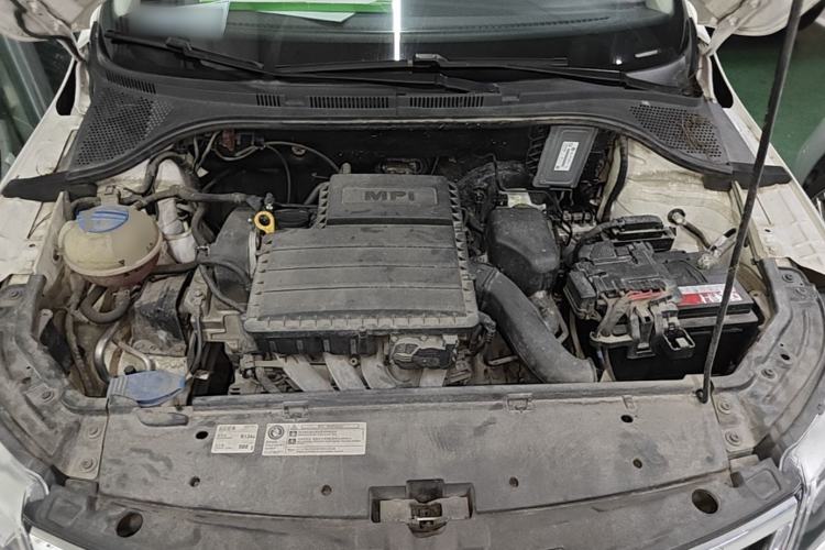 Used Skoda Rapid Spaceback 2016 Revised 1.6L Automatic Chuanxing Version Engine Bay