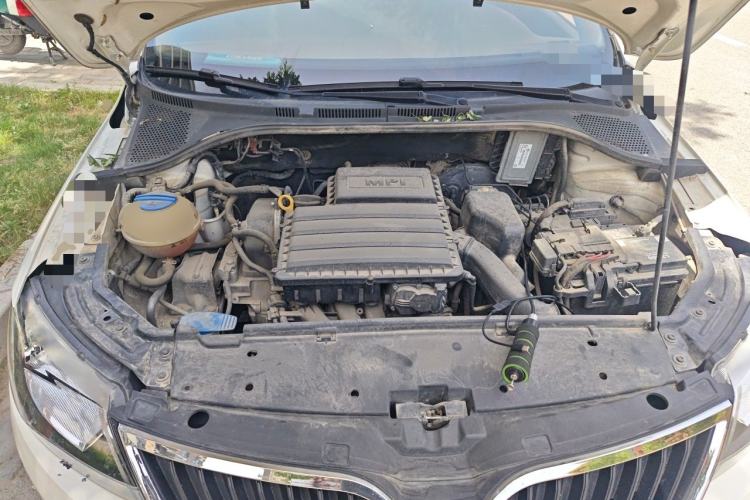 Used Skoda Rapid Spaceback 2016 Revised 1.6L Automatic Chuanxing Version Engine Bay