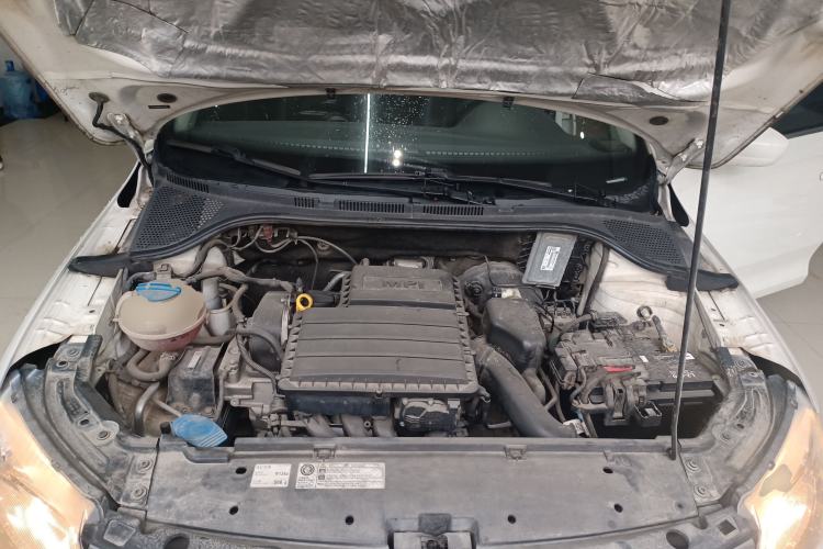 Used Skoda Rapid Spaceback 2016 Revised 1.6L Automatic Chuanxing Version Engine Bay