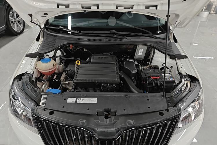 Used Skoda Rapid Spaceback 2016 Revised 1.6L Automatic Smart Drive Version Engine Bay