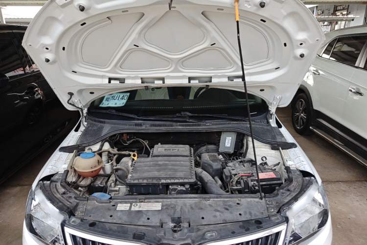 Used Skoda Rapid Spaceback 2016 Revised 1.6L Automatic Chuanxing Version Engine Bay