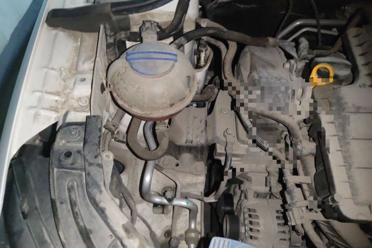 Used Skoda Rapid Spaceback 2016 Revised 1.6L Automatic Chuanxing Version Engine Bay Right