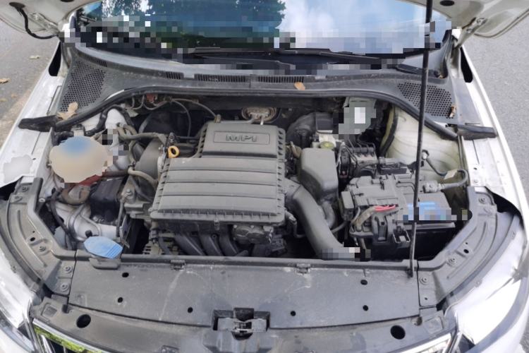 Used Skoda Rapid Spaceback 2016 Revised 1.6L Automatic Chuanxing Version Engine Bay