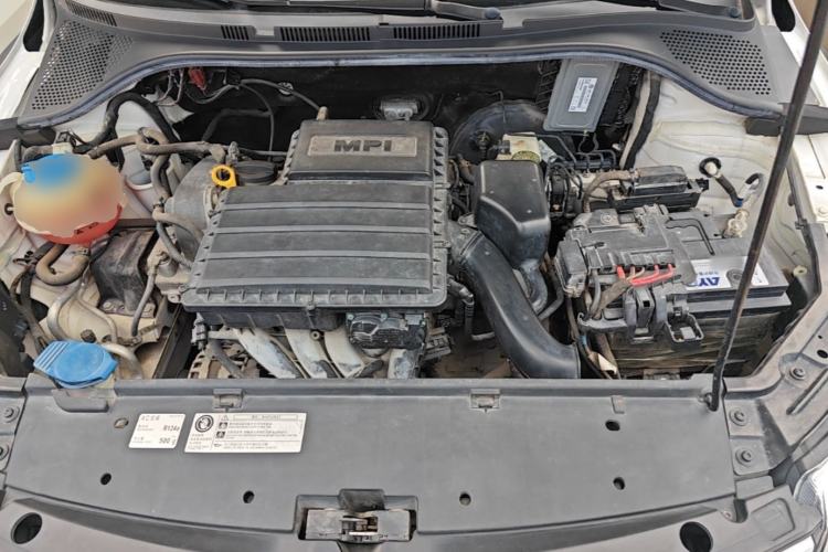 Used Skoda Rapid Spaceback 2016 Revised 1.6L Automatic Chuanxing Version Engine Bay