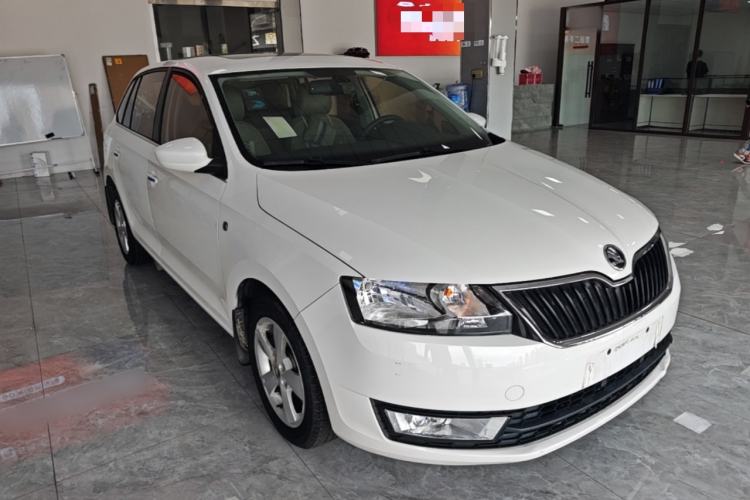 Used Skoda Rapid Spaceback 2016 Revised 1.6L Automatic Chuanxing Version Exterior 1