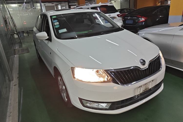 Used Skoda Rapid Spaceback 2016 Revised 1.6L Automatic Chuanxing Version Exterior 1