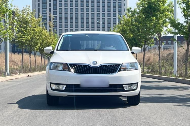 Used Skoda Rapid Spaceback 2016 Revised 1.6L Automatic Chuanxing Version Exterior 1