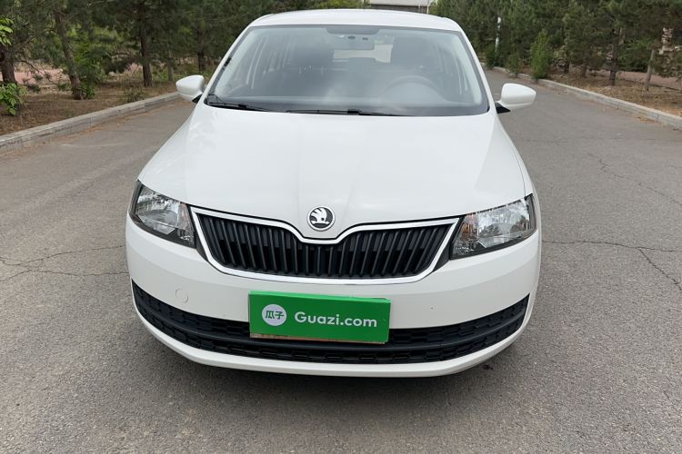 Used Skoda Rapid Spaceback 2016 Revised Version 1.4L Manual Front-Drive Edition Exterior 1