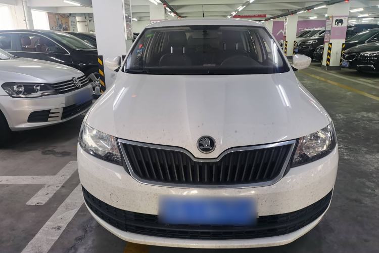 Used Skoda Rapid Spaceback 2016 Revised Version 1.4L Manual Front-Drive Edition Exterior 1