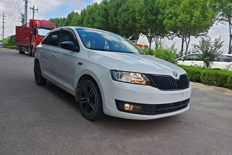 Used Skoda Rapid Spaceback 2016 Revised 1.6L Automatic Smart Drive Version Exterior 1