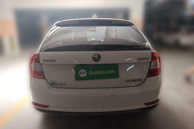 Used Skoda Rapid Spaceback 2016 Revised Version 1.6L Automatic Front-Drive Edition Exterior 4