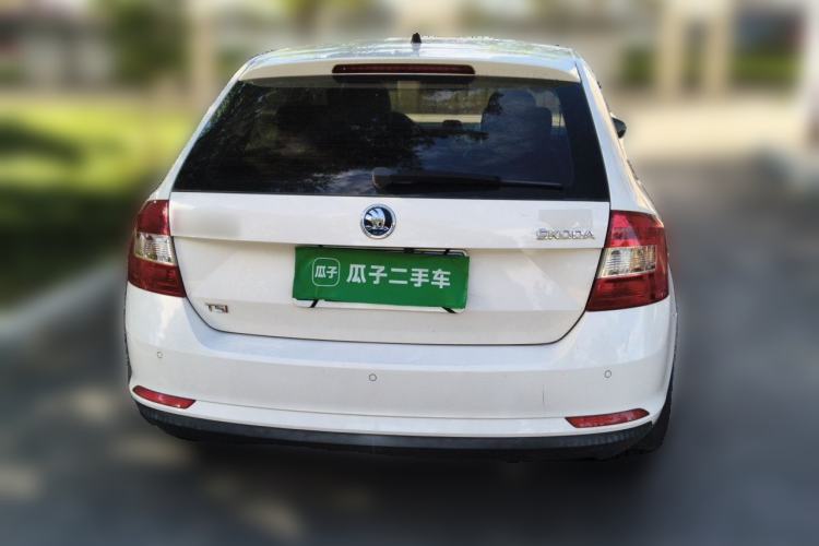 Used Skoda Rapid Spaceback 2016 Revised 1.6L Automatic Chuanxing Version Exterior 4