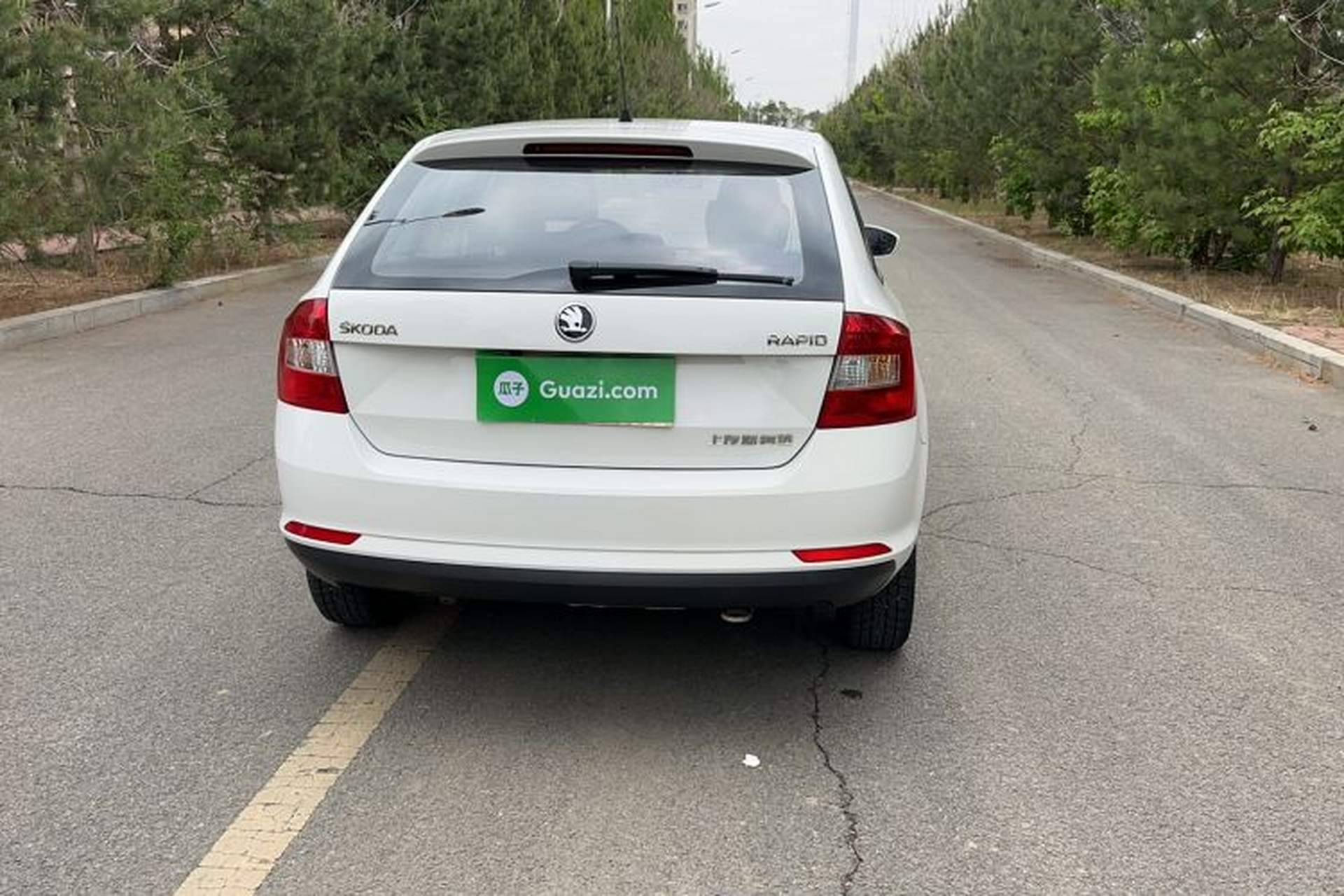 Used Skoda Rapid Spaceback 2016 Revised Version 1.4L Manual Front-Drive Edition Exterior 5