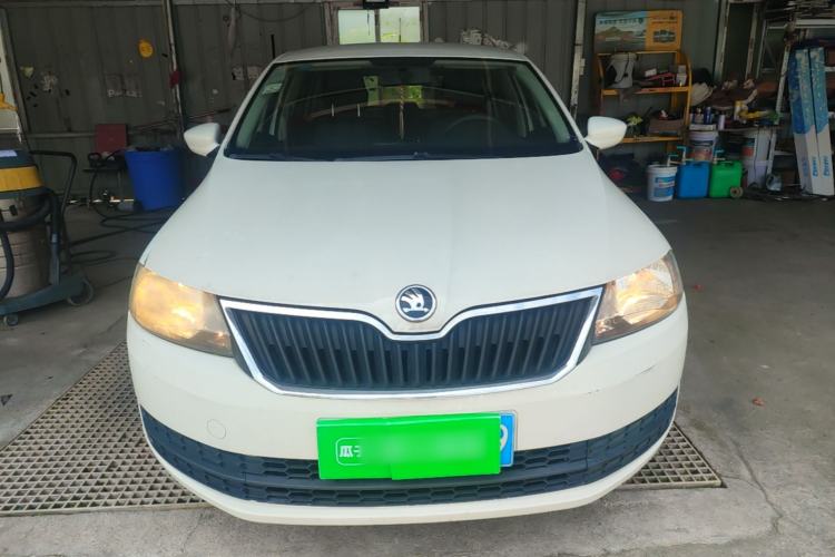 Used Skoda Rapid Spaceback 2016 1.6L Automatic Front-Wheel Drive Model Front