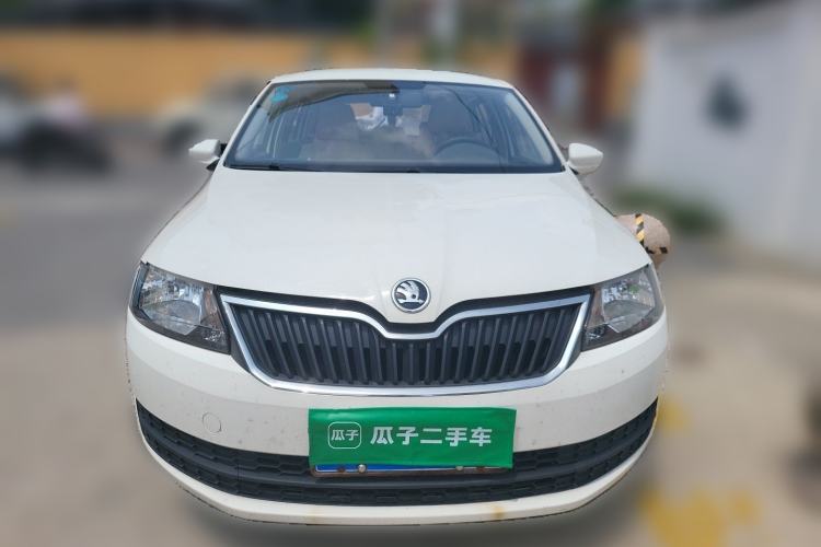 Used Skoda Rapid Spaceback 2016 Revised Version 1.4L Manual Front-Drive Edition Front