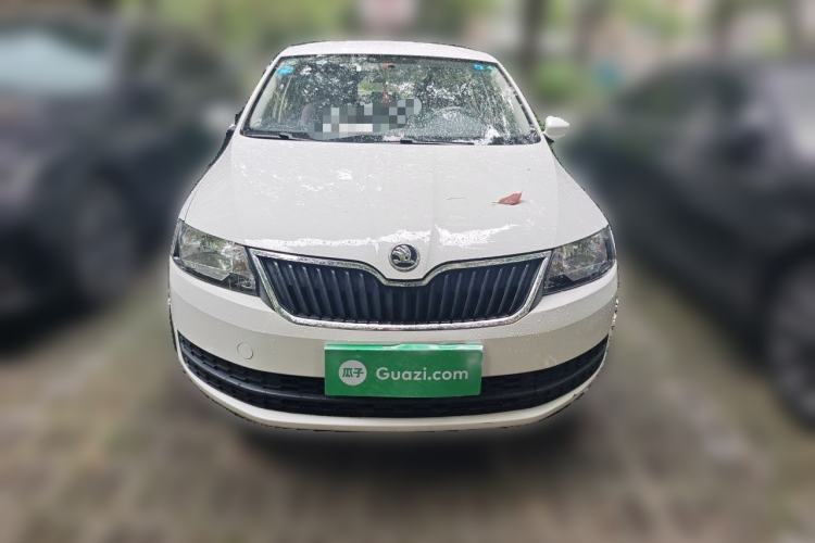 Used Skoda Rapid Spaceback 2016 Revised Version 1.6L Manual Front-Drive Edition Front
