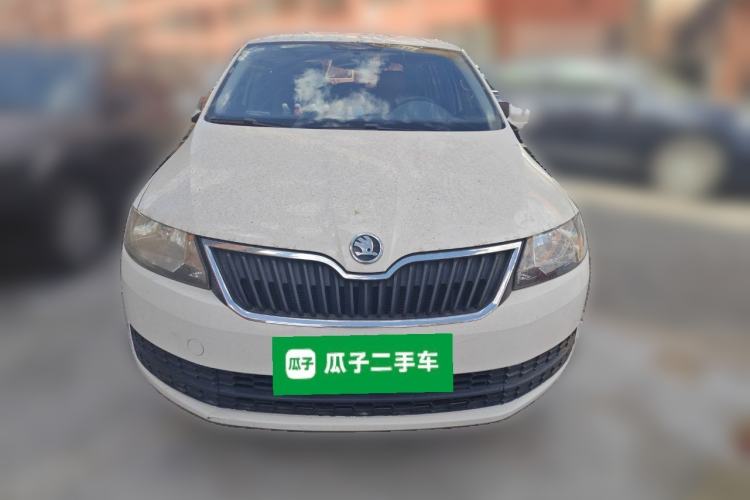 Used Skoda Rapid Spaceback 2016 Revised Version 1.6L Automatic Front-Drive Edition Front