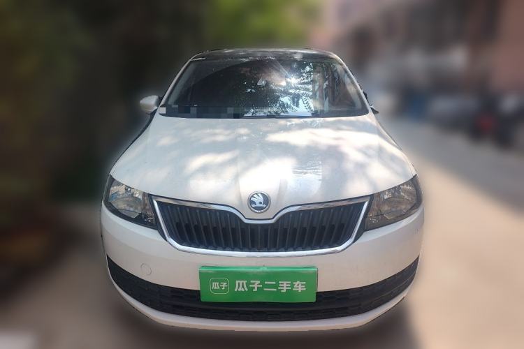 Used Skoda Rapid Spaceback 2016 Revised Version 1.6L Automatic Front-Drive Edition Front