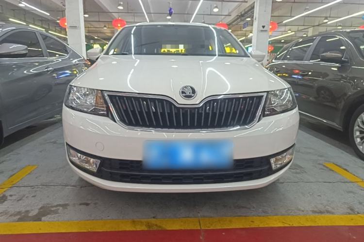 Used Skoda Rapid Spaceback 2016 Revised 1.6L Automatic Chuanxing Version Front