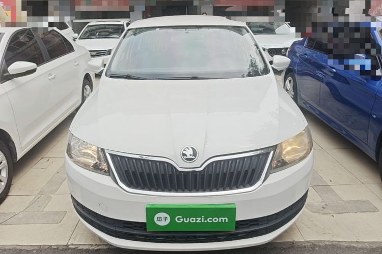 Used Skoda Rapid Spaceback 2016 Revised Version 1.6L Automatic Front-Drive Edition Front