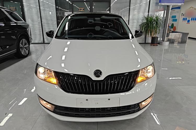 Used Skoda Rapid Spaceback 2016 Revised 1.6L Automatic Smart Drive Version Front
