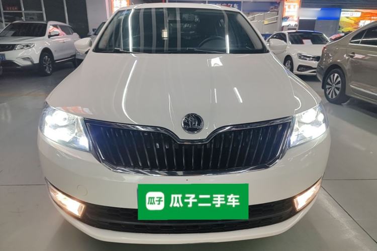Used Skoda Rapid Spaceback 2016 Revised 1.6L Automatic Chuanxing Version Front