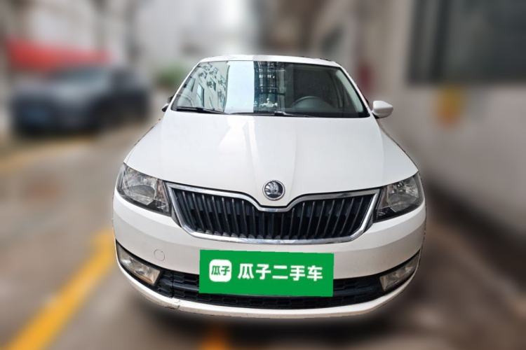 Used Skoda Rapid Spaceback 2016 Revised 1.6L Automatic Chuanxing Version Front