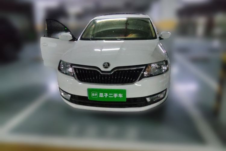 Used Skoda Rapid Spaceback 2016 Revised 1.6L Automatic Chuanxing Version Front