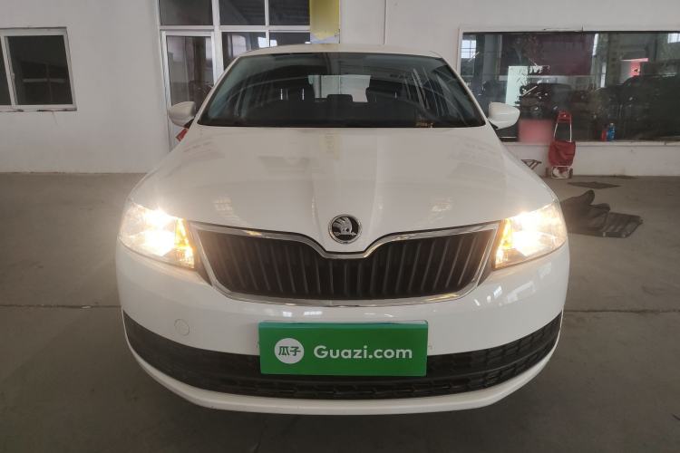 Used Skoda Rapid Spaceback 2016 Revised Version 1.4L Manual Front-Drive Edition Front