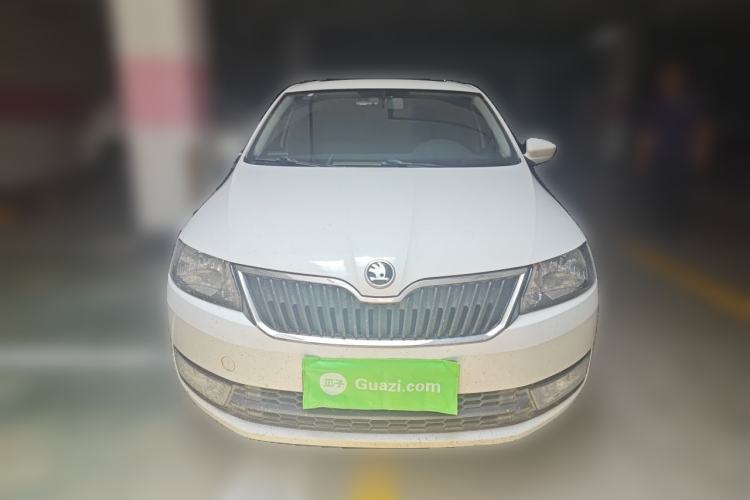 Used Skoda Rapid Spaceback 2016 Revised 1.6L Manual Chuanxing Edition Front
