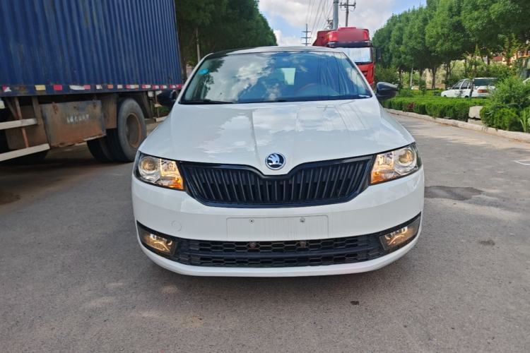 Used Skoda Rapid Spaceback 2016 Revised 1.6L Automatic Smart Drive Version Front